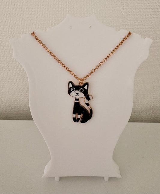 Cat Pendant Necklace - black